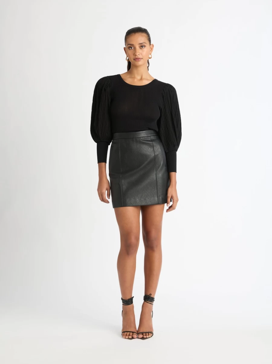 SHEIKE Women's Scandal Knit Top - Stylish Comfort for Everyday Wear